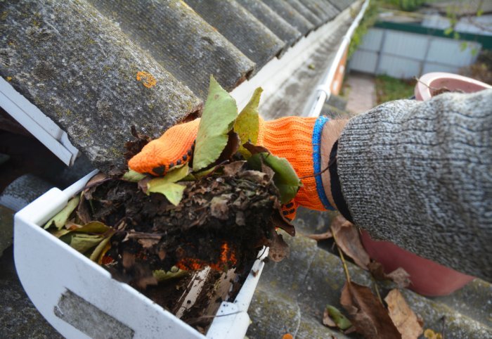 Causes of Gutter Clogs